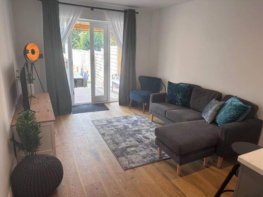 윈체스터 Riverside 3 Bed House 빌라 외부 사진